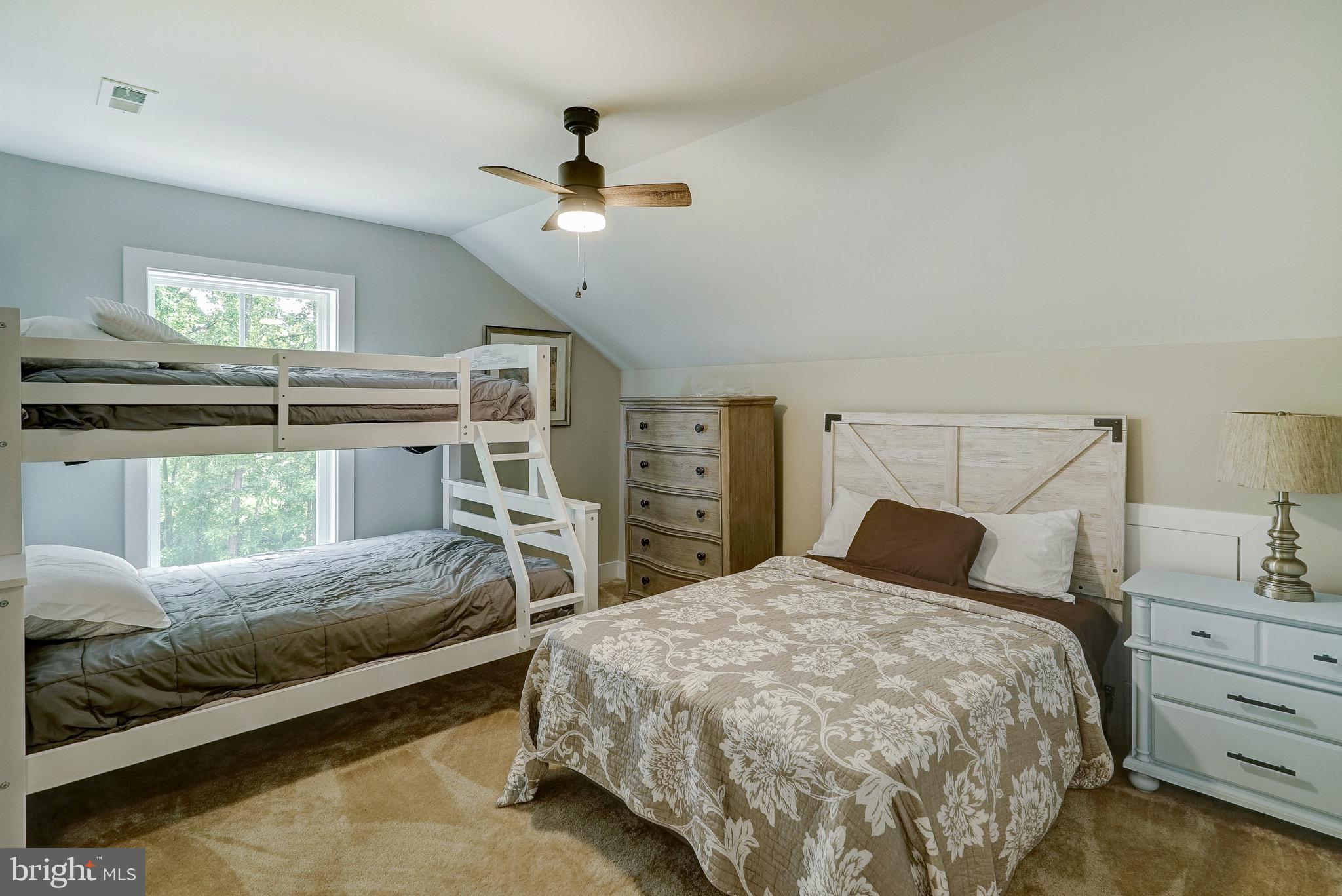 ELK CREEK LANDING - Residential