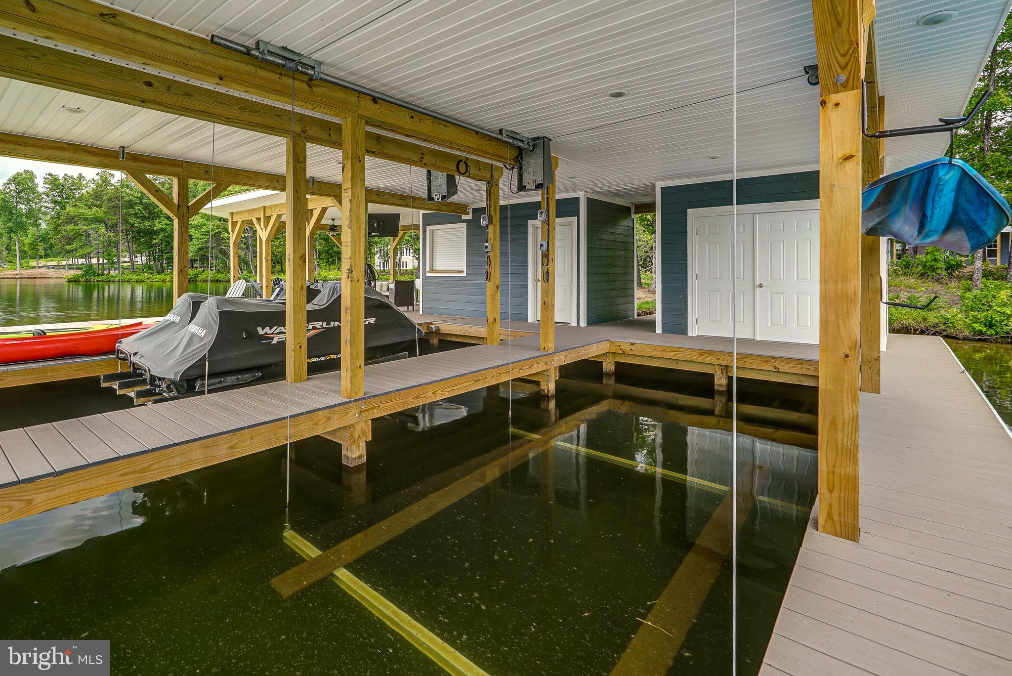 ELK CREEK LANDING - Residential