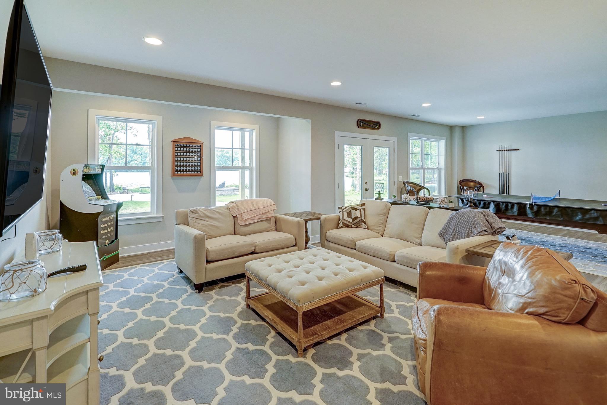 ELK CREEK LANDING - Residential