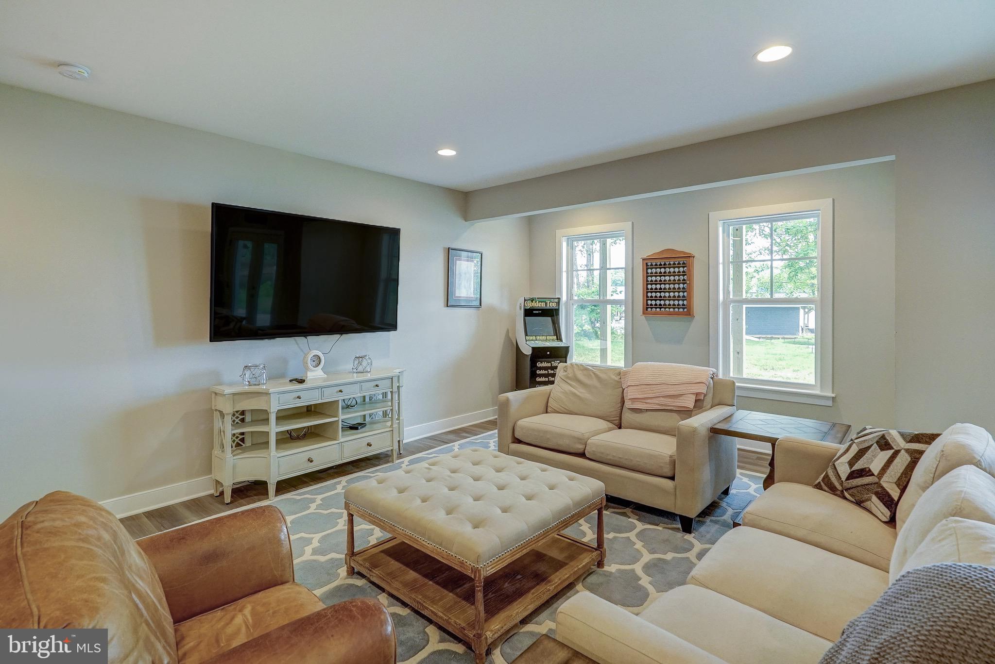 ELK CREEK LANDING - Residential