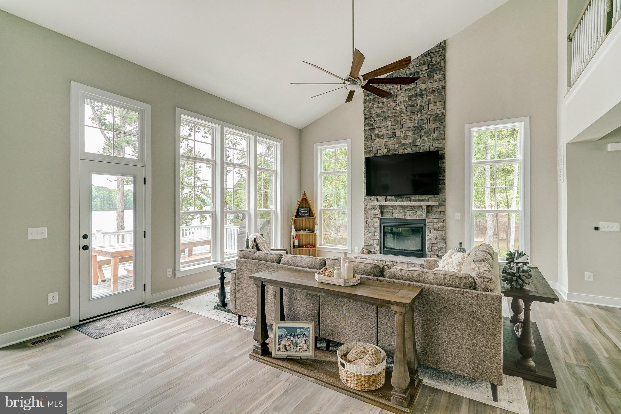 ELK CREEK LANDING - Residential