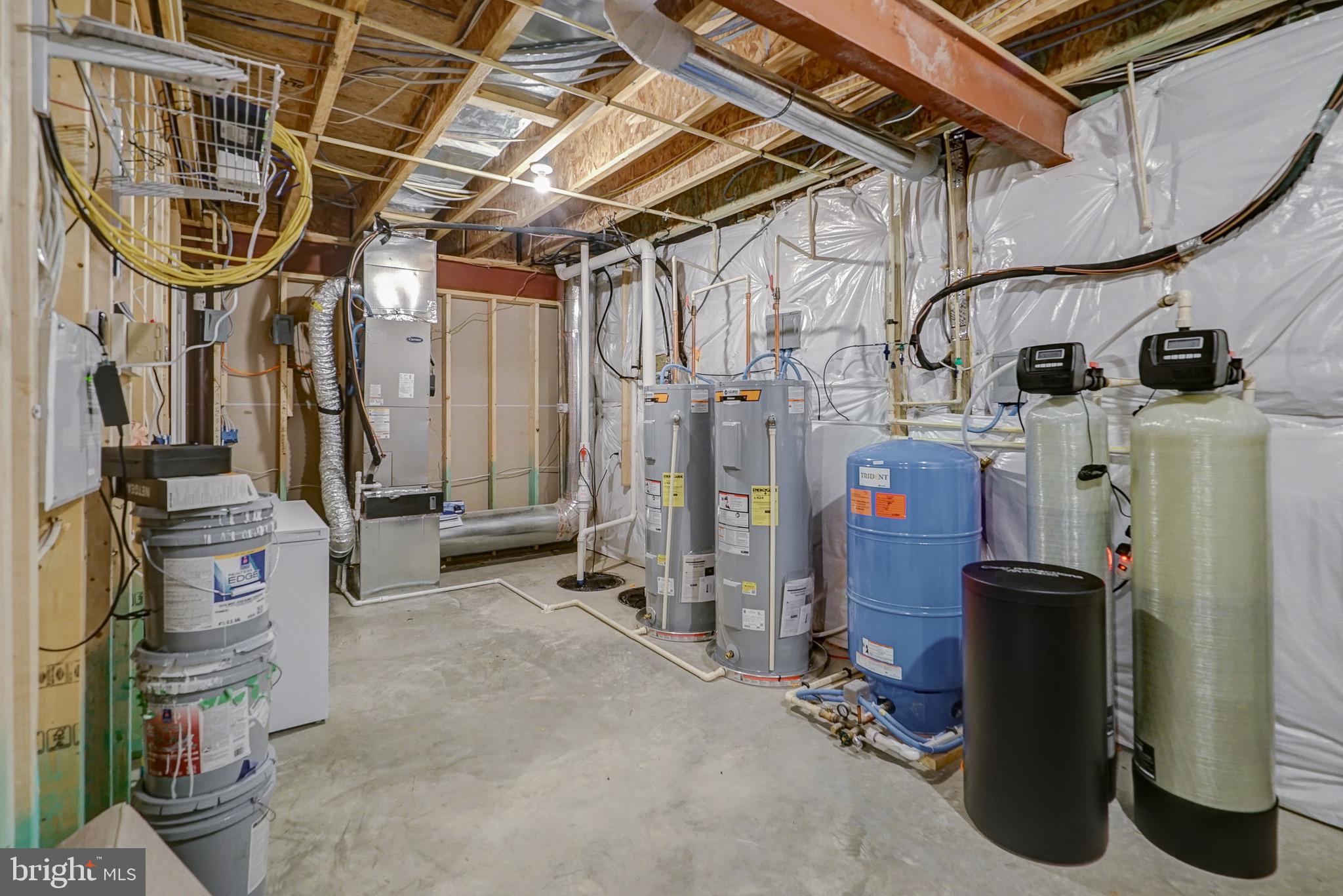 ELK CREEK LANDING - Residential