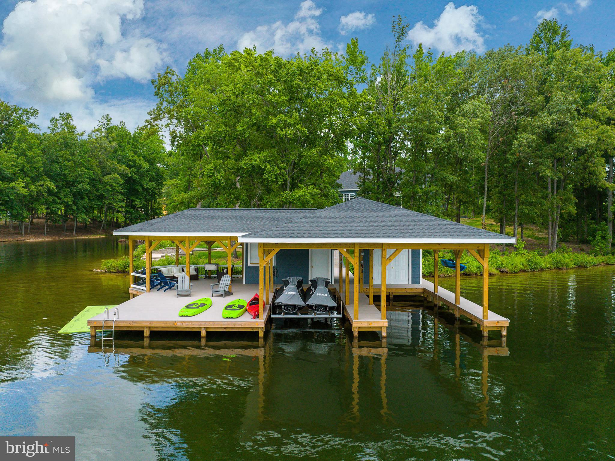 ELK CREEK LANDING - Residential