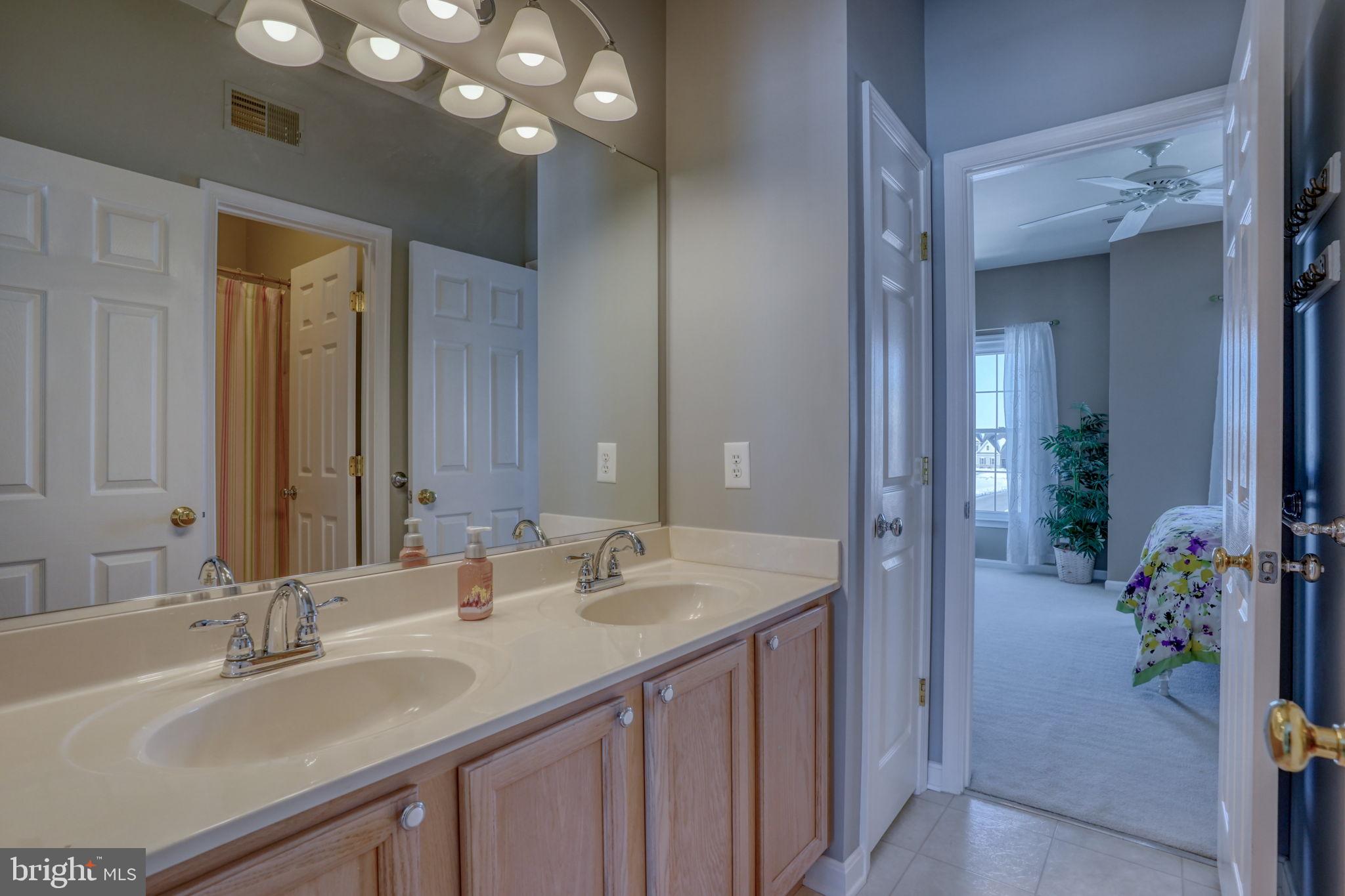 SUMMIT BRIDGE FARM - Residential