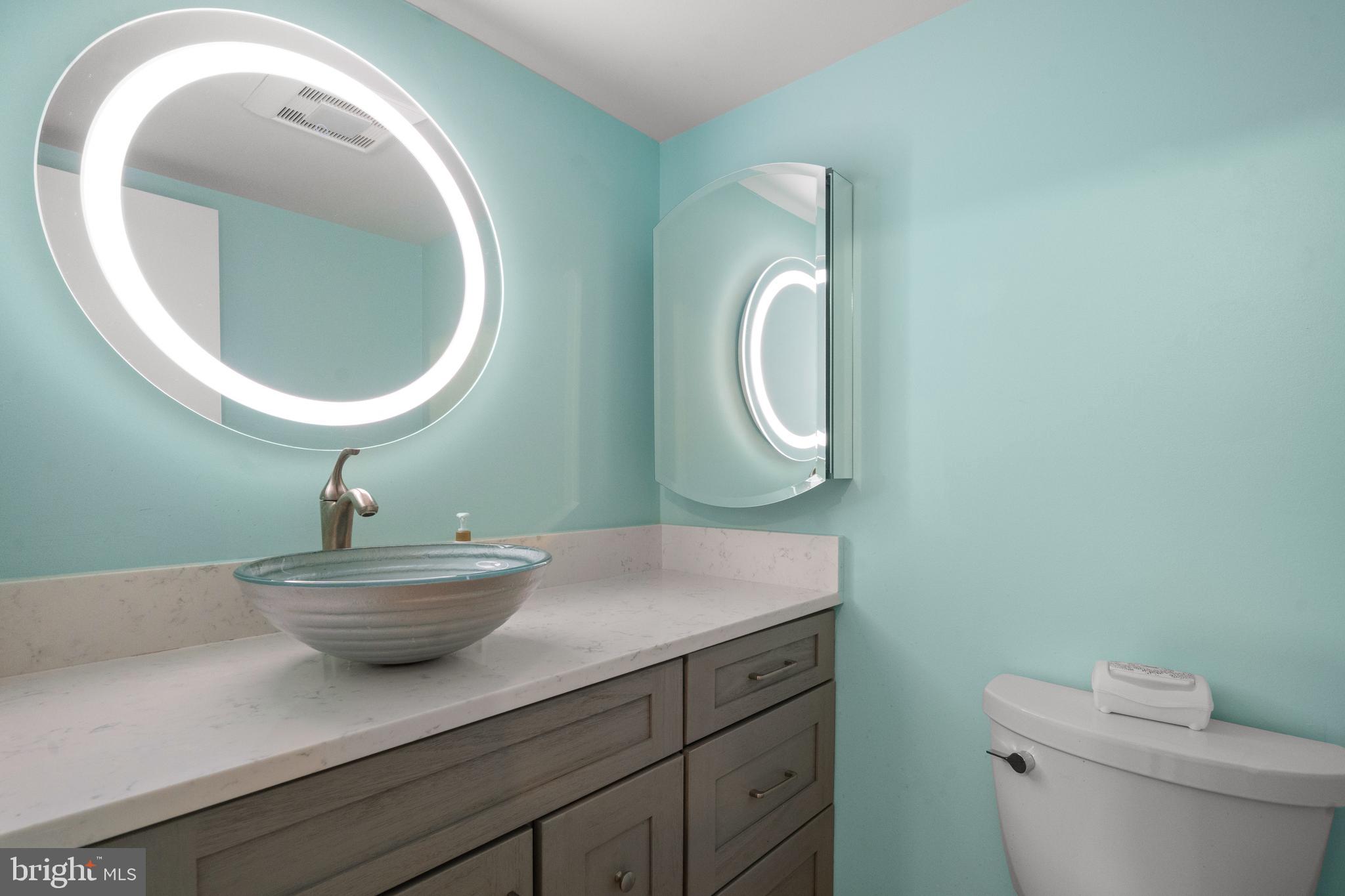 CARLYLE HOUSE - Residential