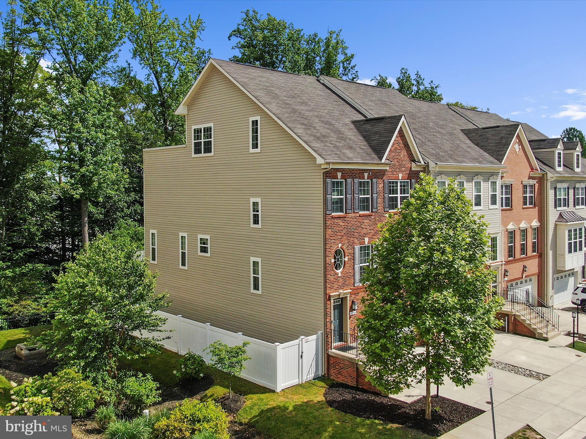 1239 ORCHID ROAD