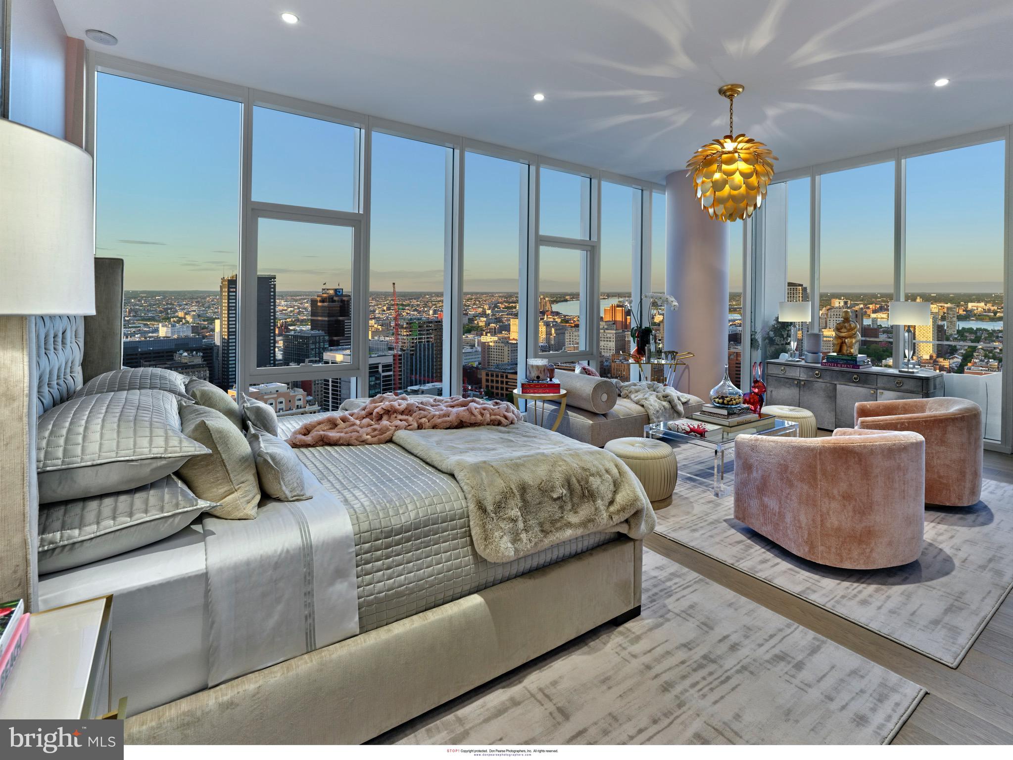 AVENUE OF THE ARTS - Residential