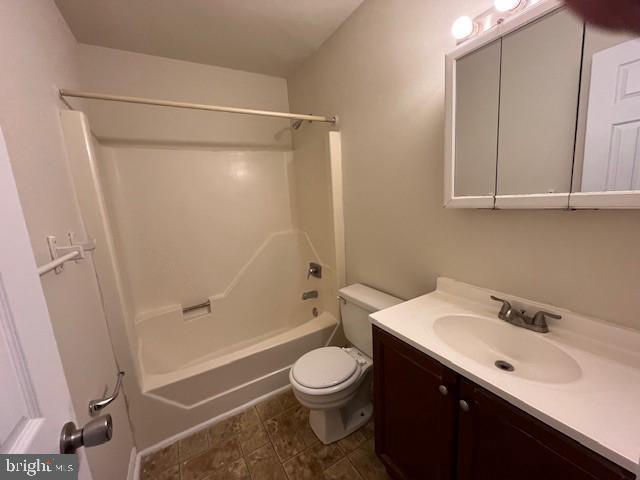 OLDE GREENWICH - Residential Lease