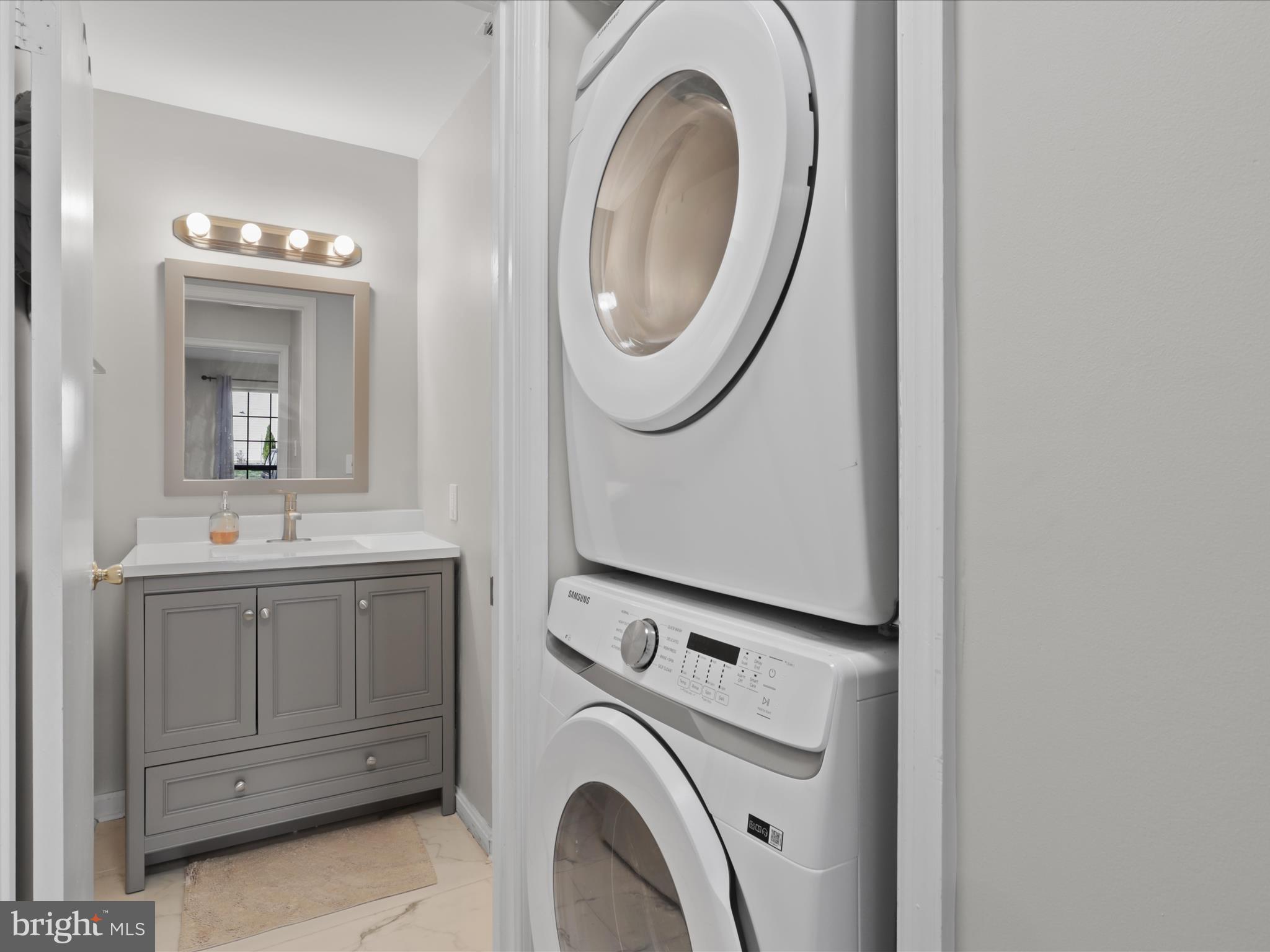 VICTORIA CROSSINGS AT MANCHESTER LAKES - Residential Lease