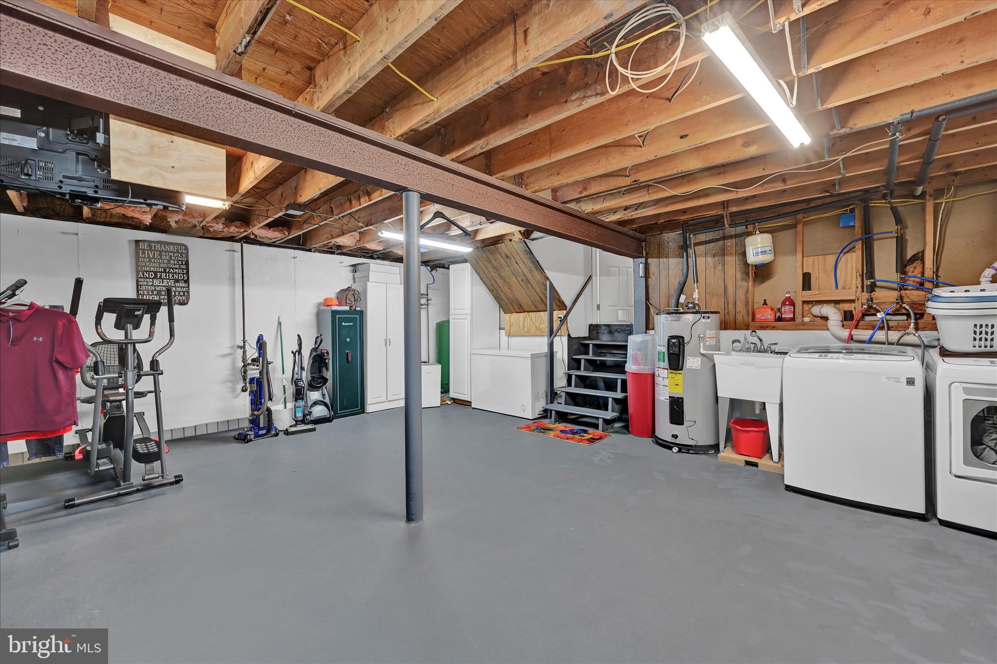 CRESSWELL ACRES - Residential