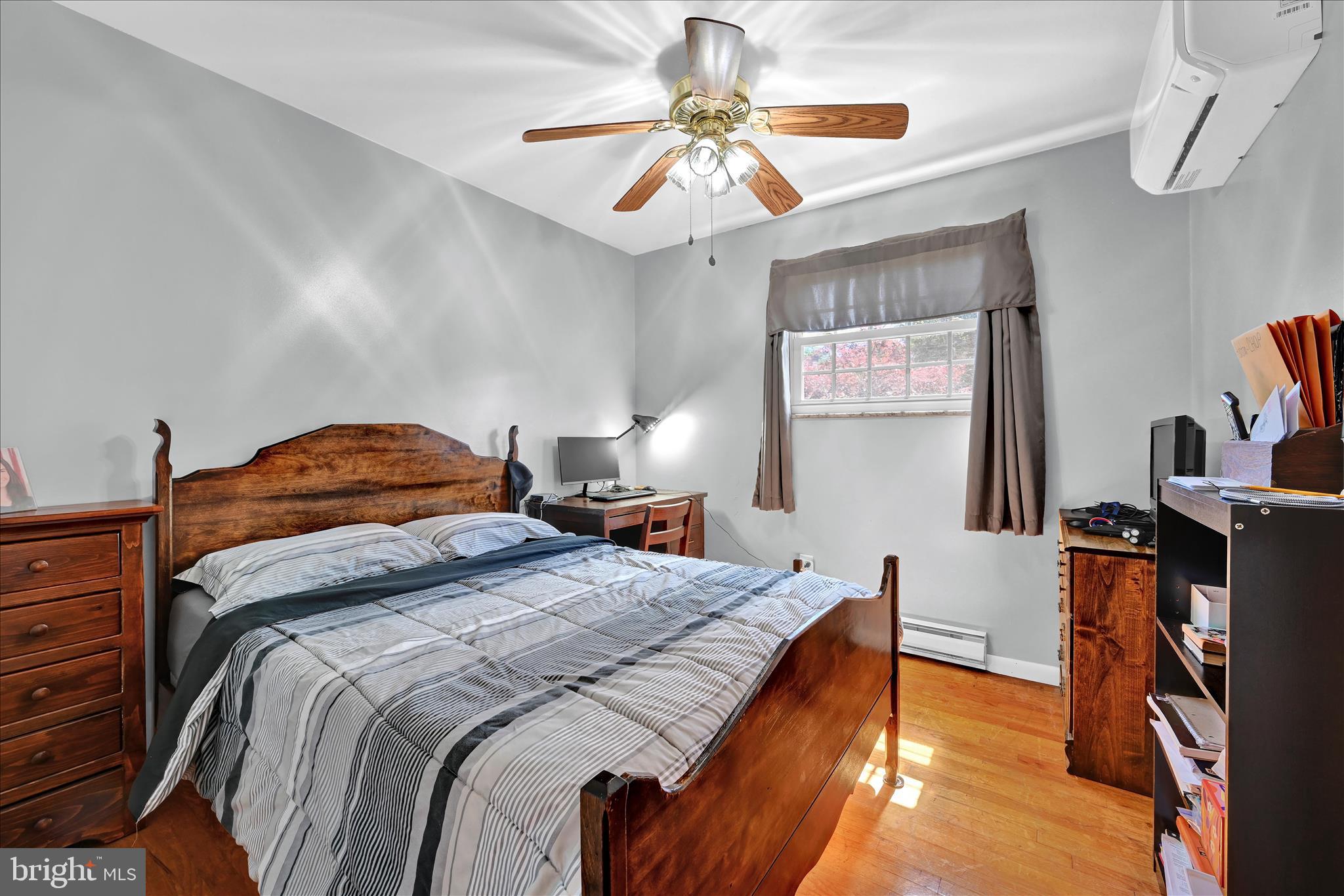 CRESSWELL ACRES - Residential