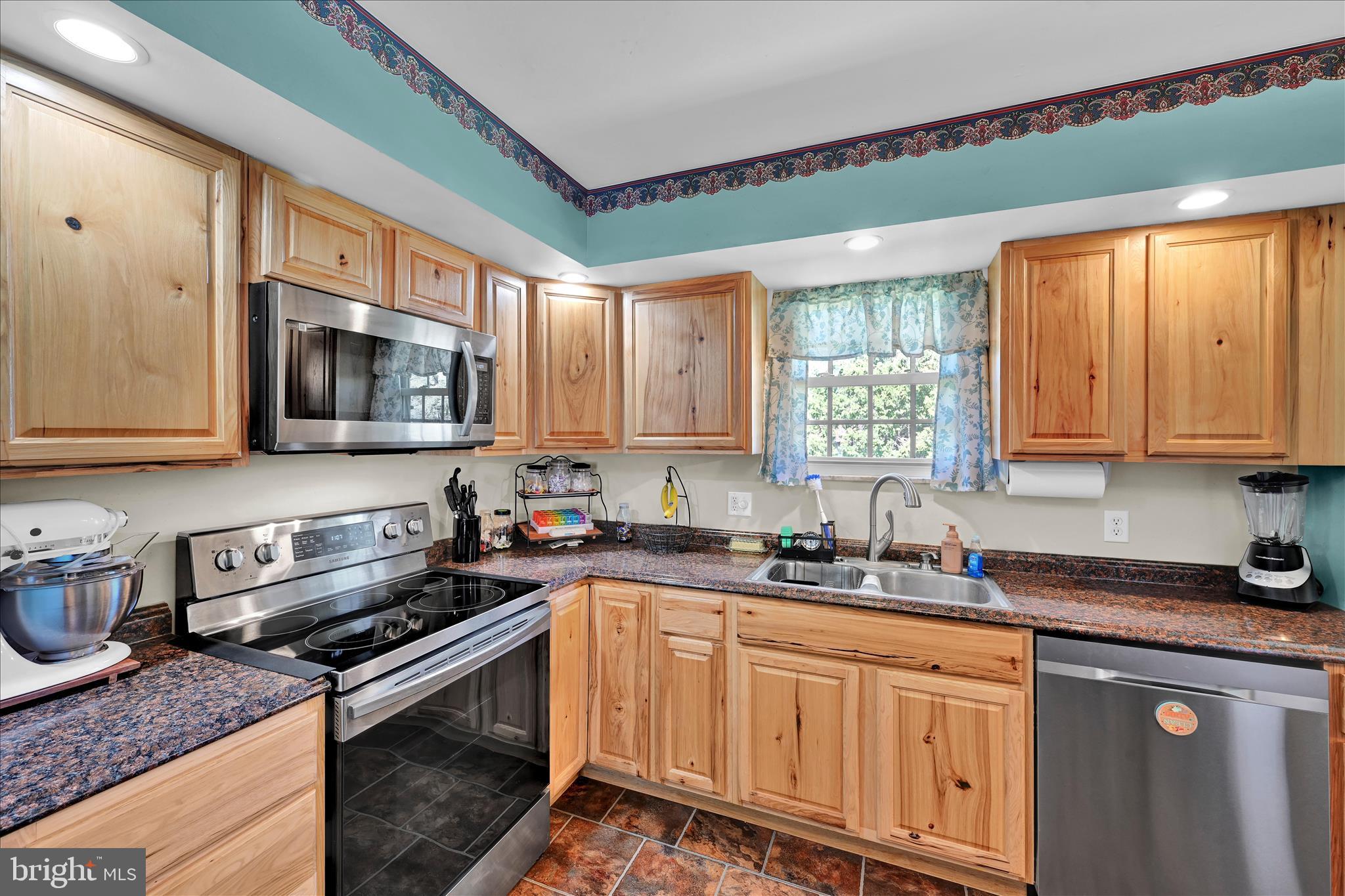 CRESSWELL ACRES - Residential