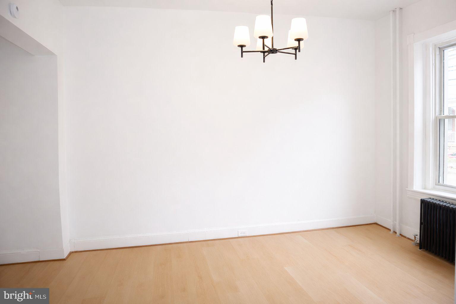 250 E COLLEGE AVENUE