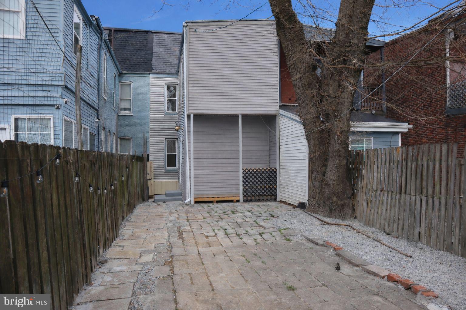 EAST YORK - Residential