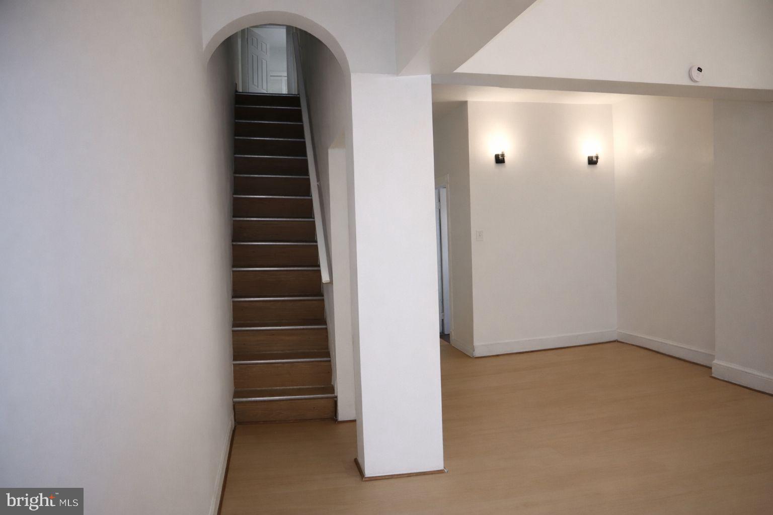 EAST YORK - Residential