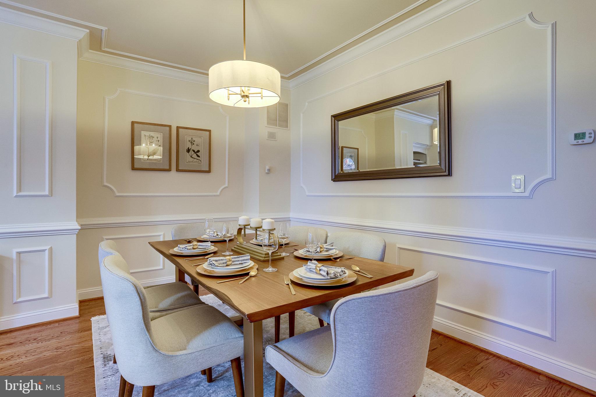 RIVERGATE - Residential