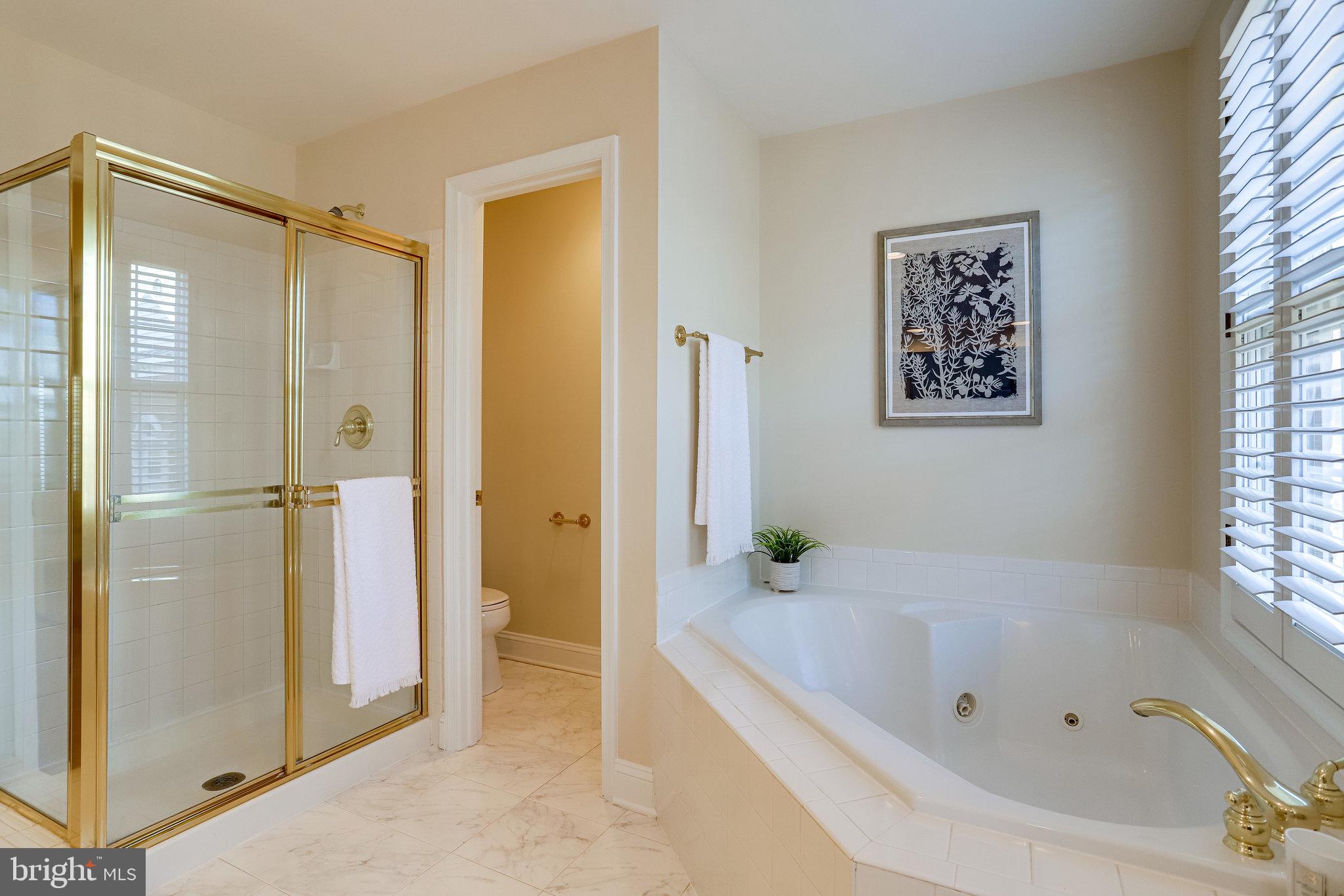 RIVERGATE - Residential