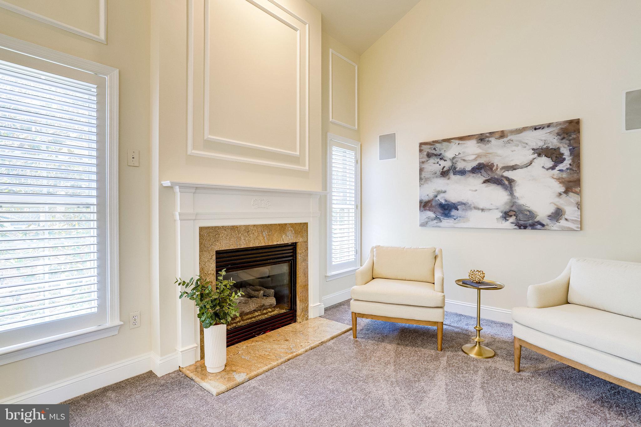 RIVERGATE - Residential