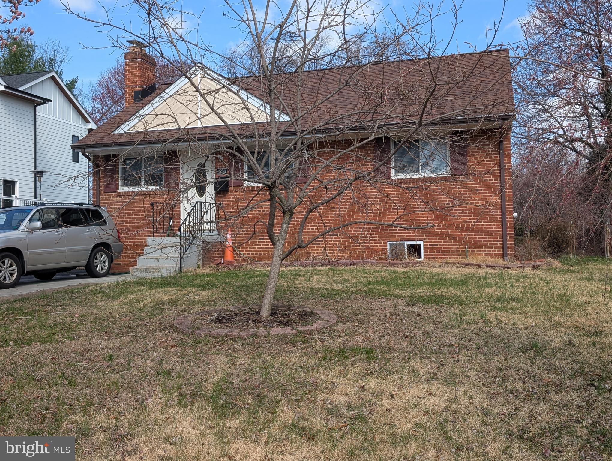 BROYHILL CREST - Residential