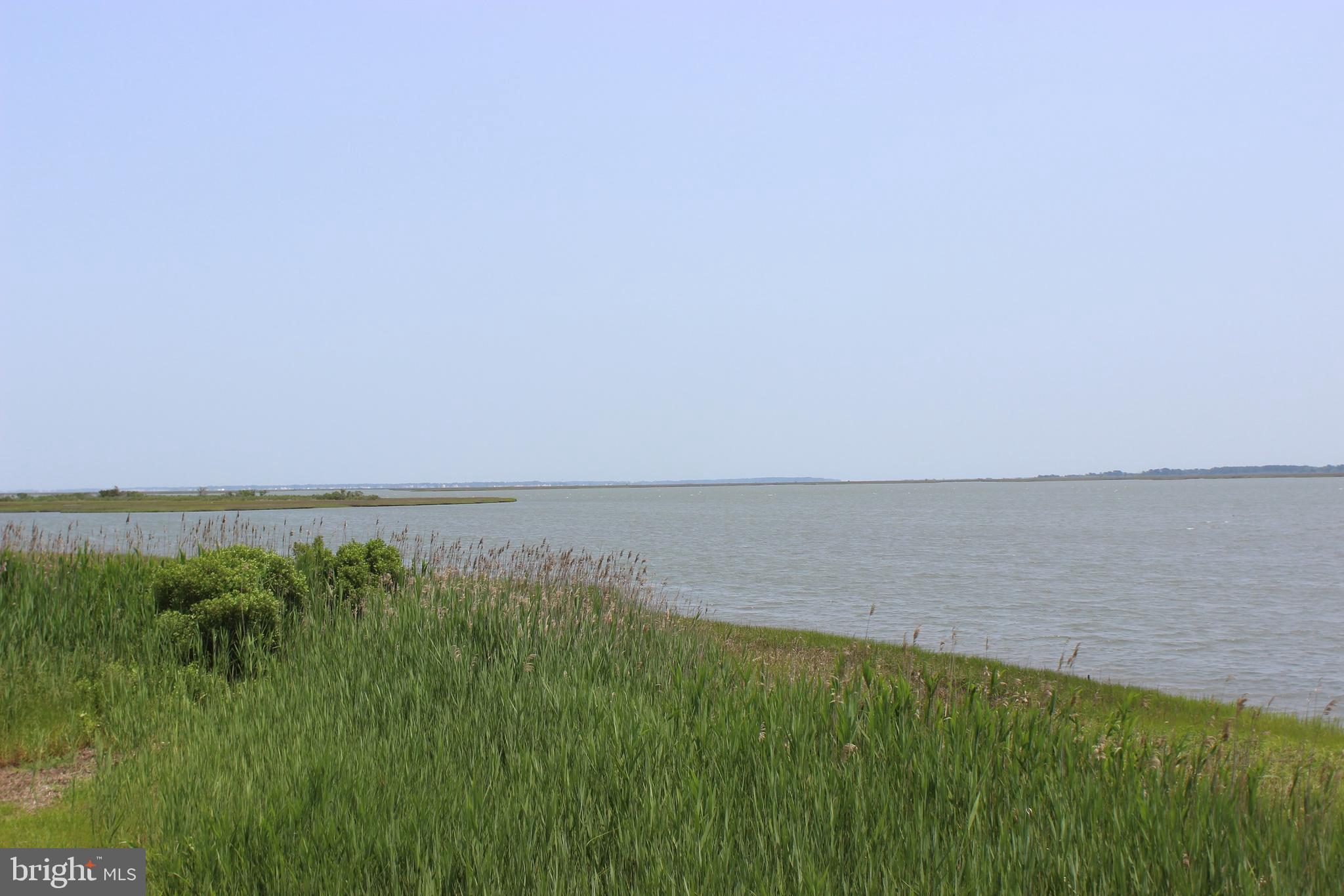 EAGLE SOUND ESTATE - Land