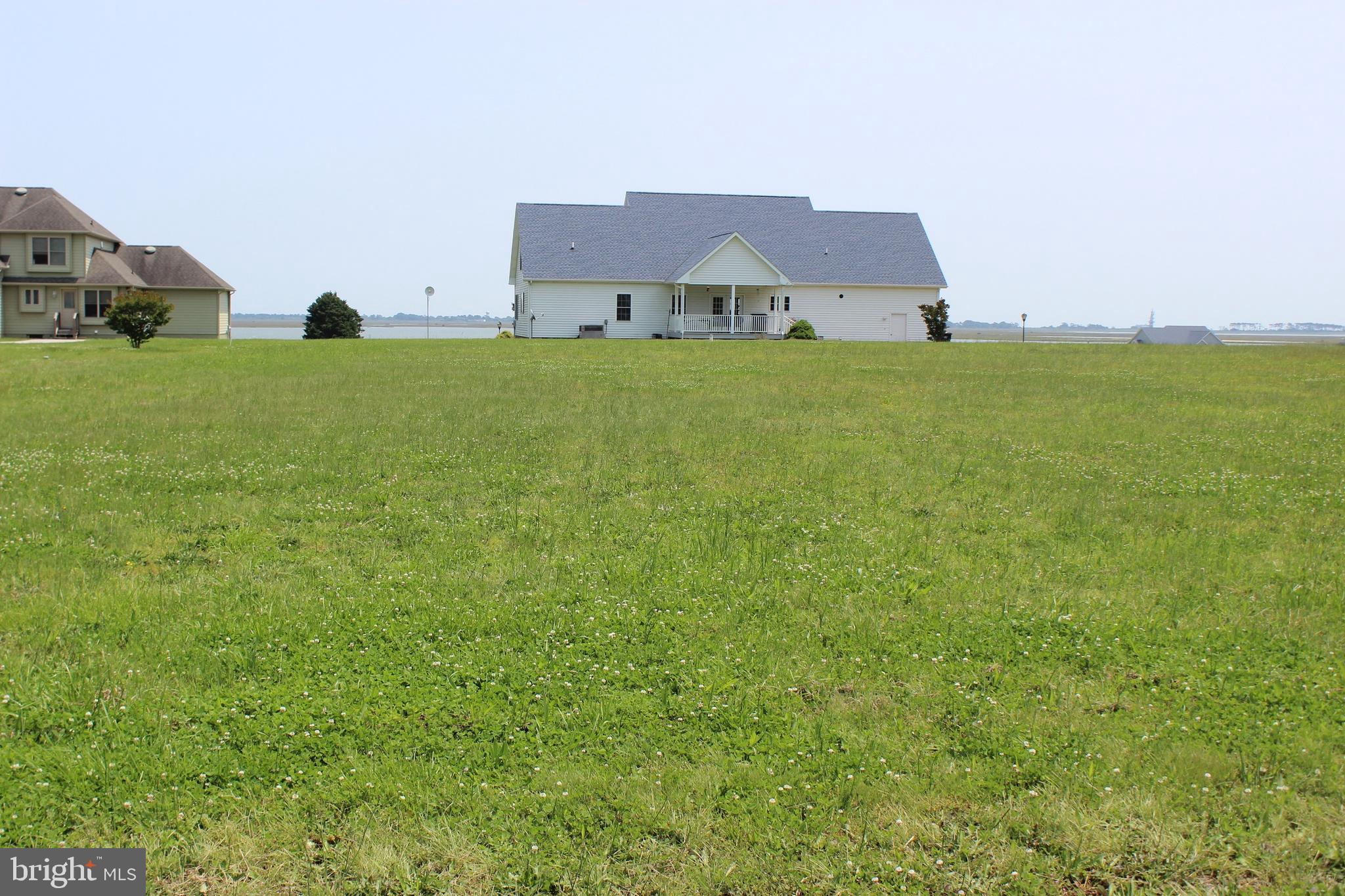 EAGLE SOUND ESTATE - Land