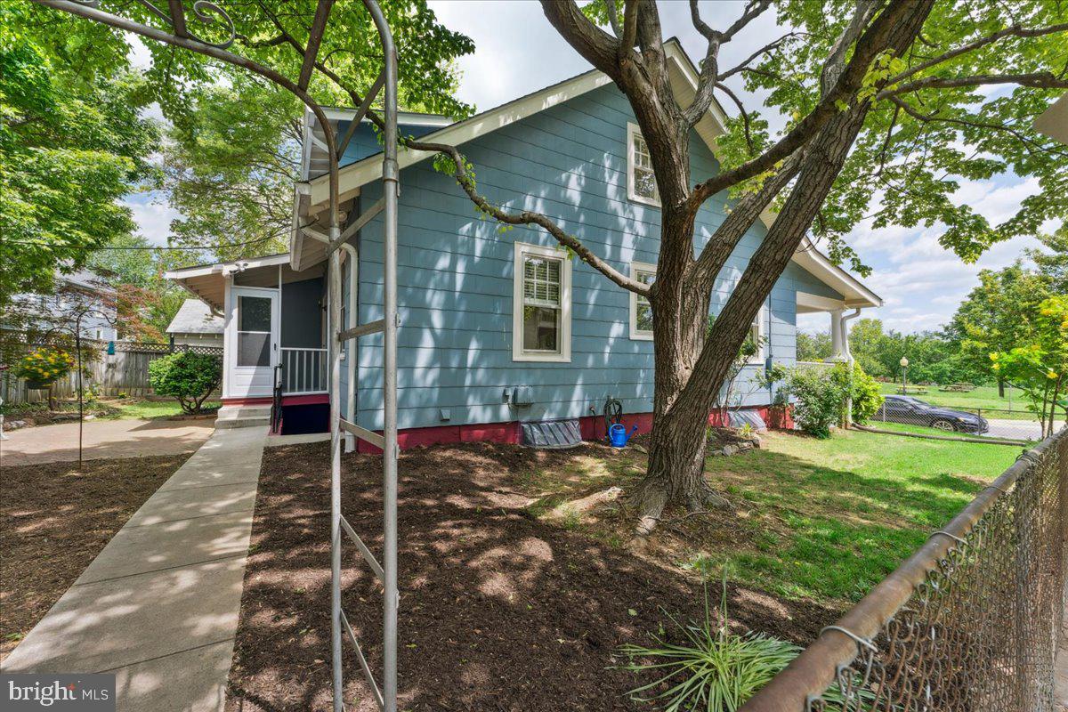 HYATTSVILLE ADDITION - Residential