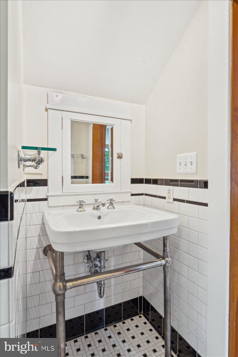 HYATTSVILLE ADDITION - Residential