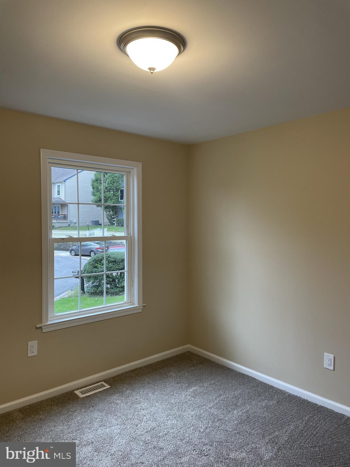 VICTORIA CROSSING - Residential Lease