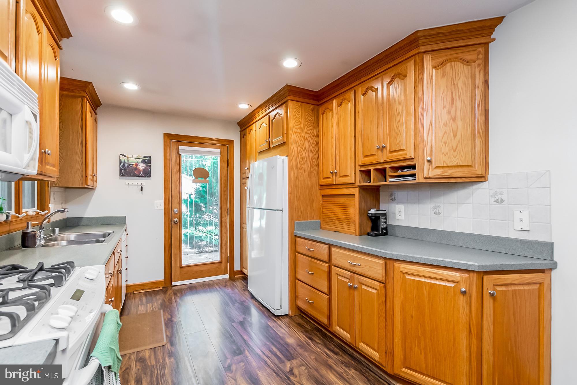 JARRETTSVILLE - Residential