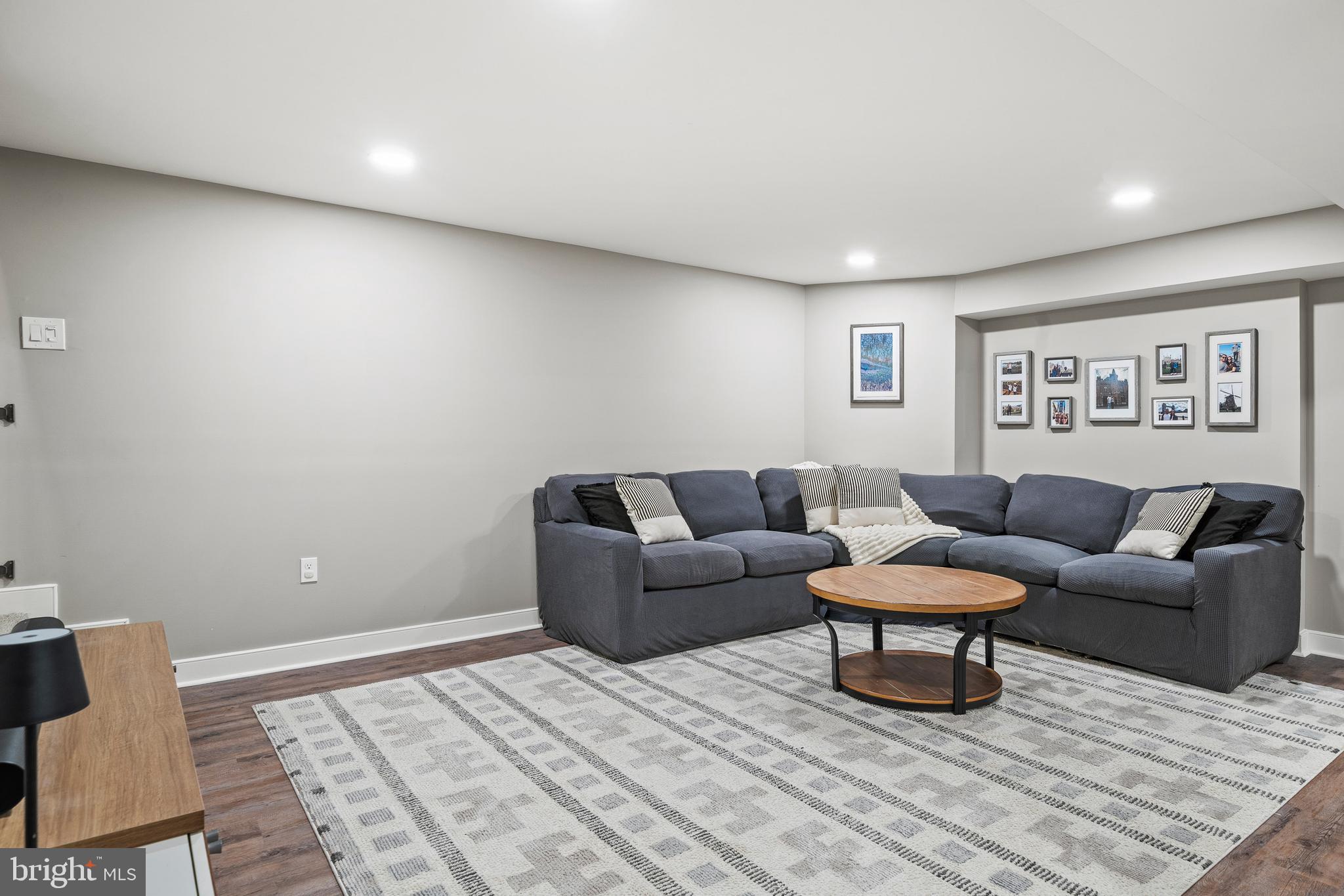 STRATFORD LANDING - Residential