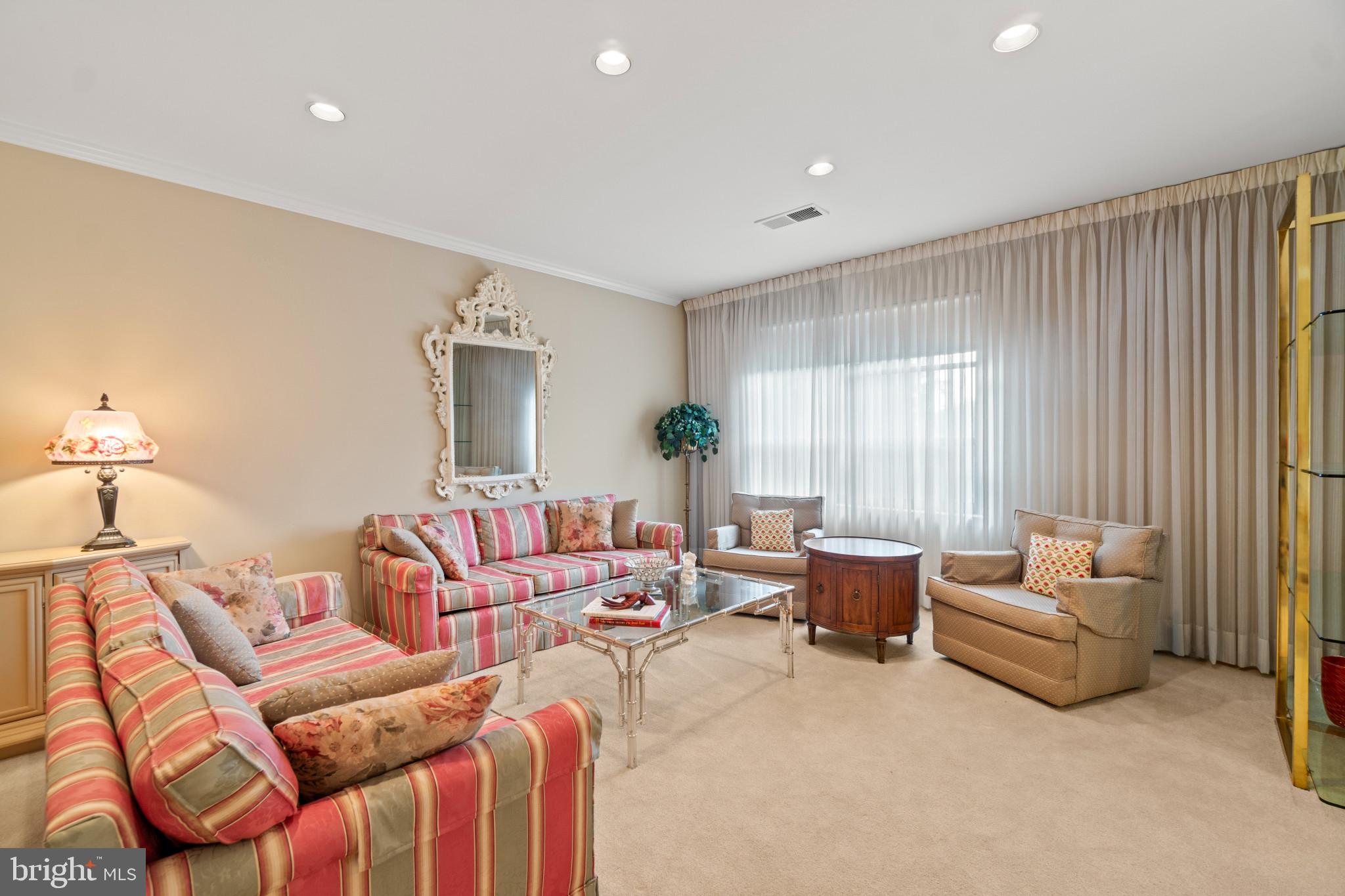 THE ELMONT - Residential