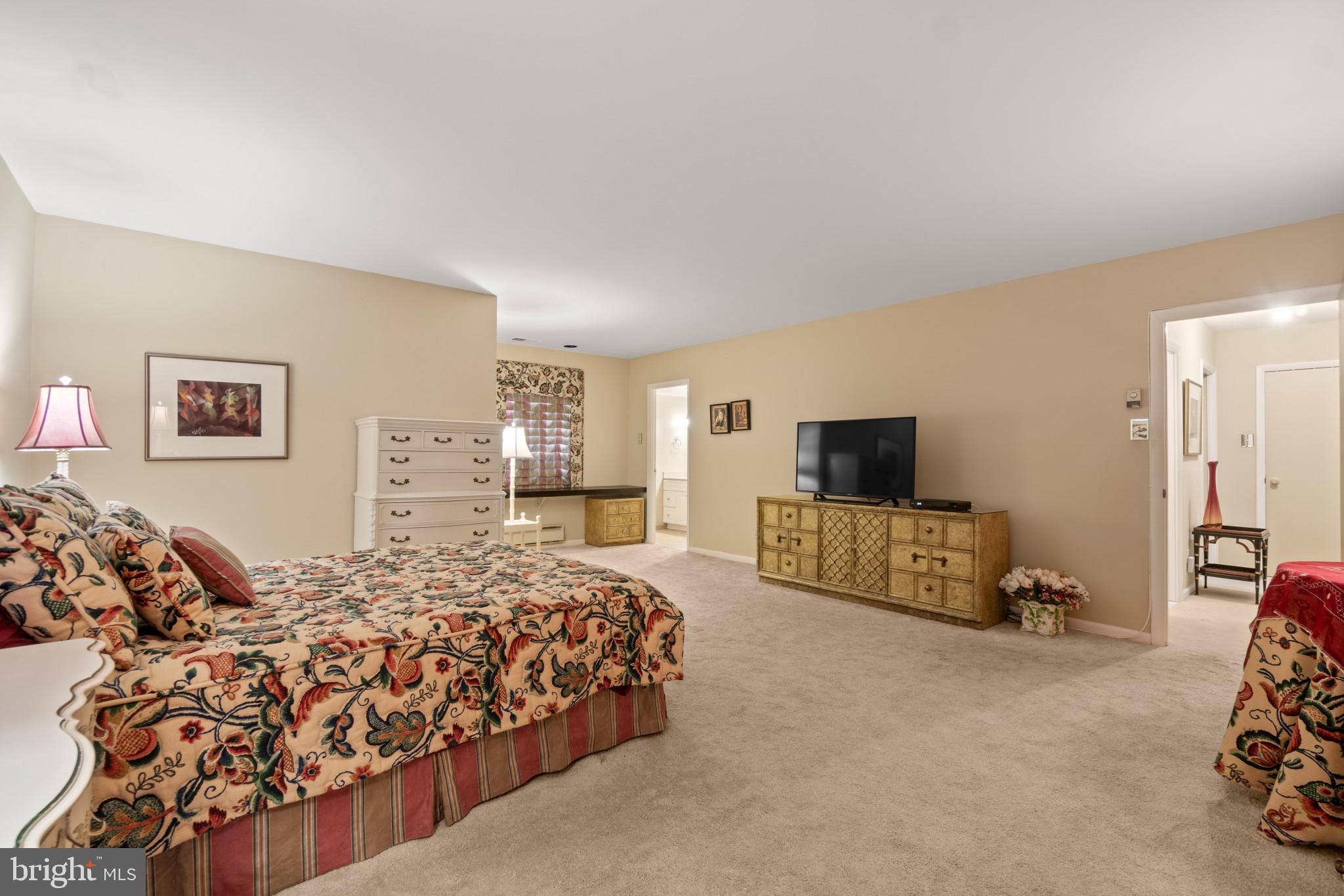 THE ELMONT - Residential