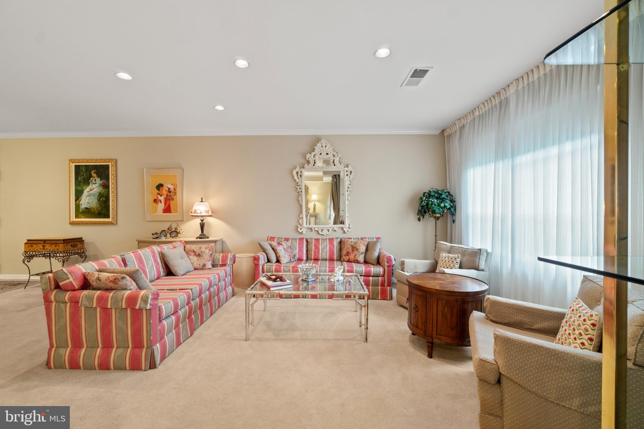 THE ELMONT - Residential