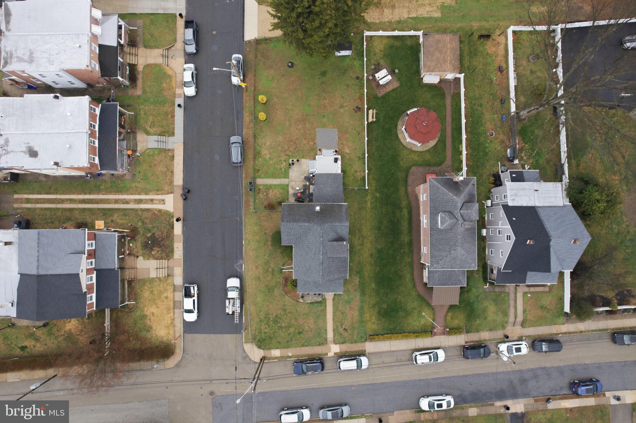 CLIFTON HEIGHTS - Residential