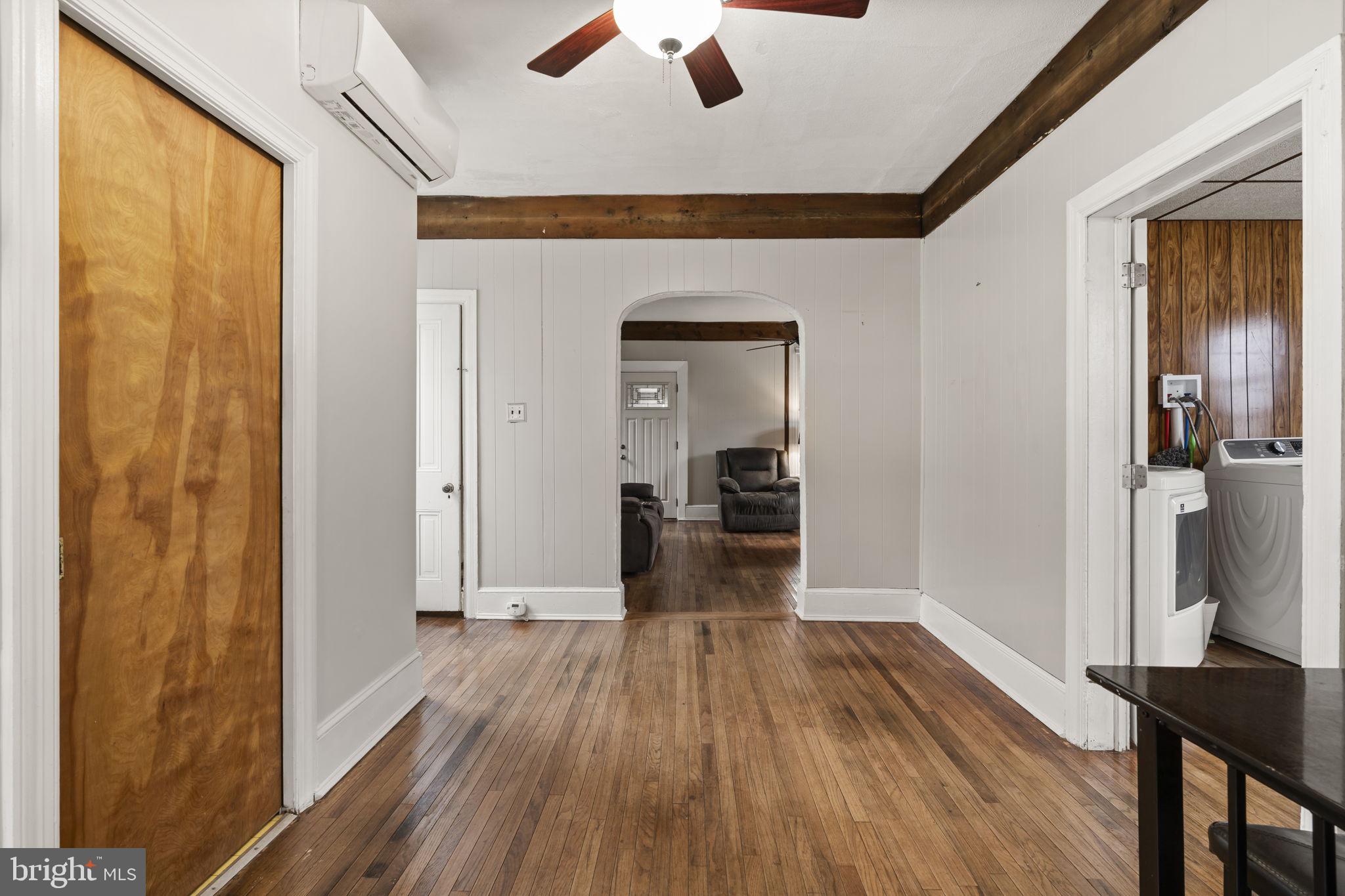 CLIFTON HEIGHTS - Residential