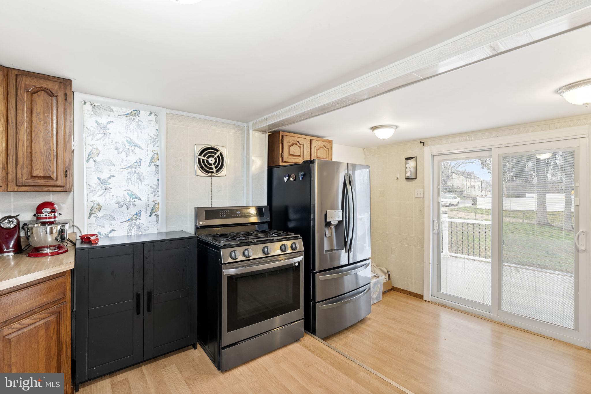 CLIFTON HEIGHTS - Residential