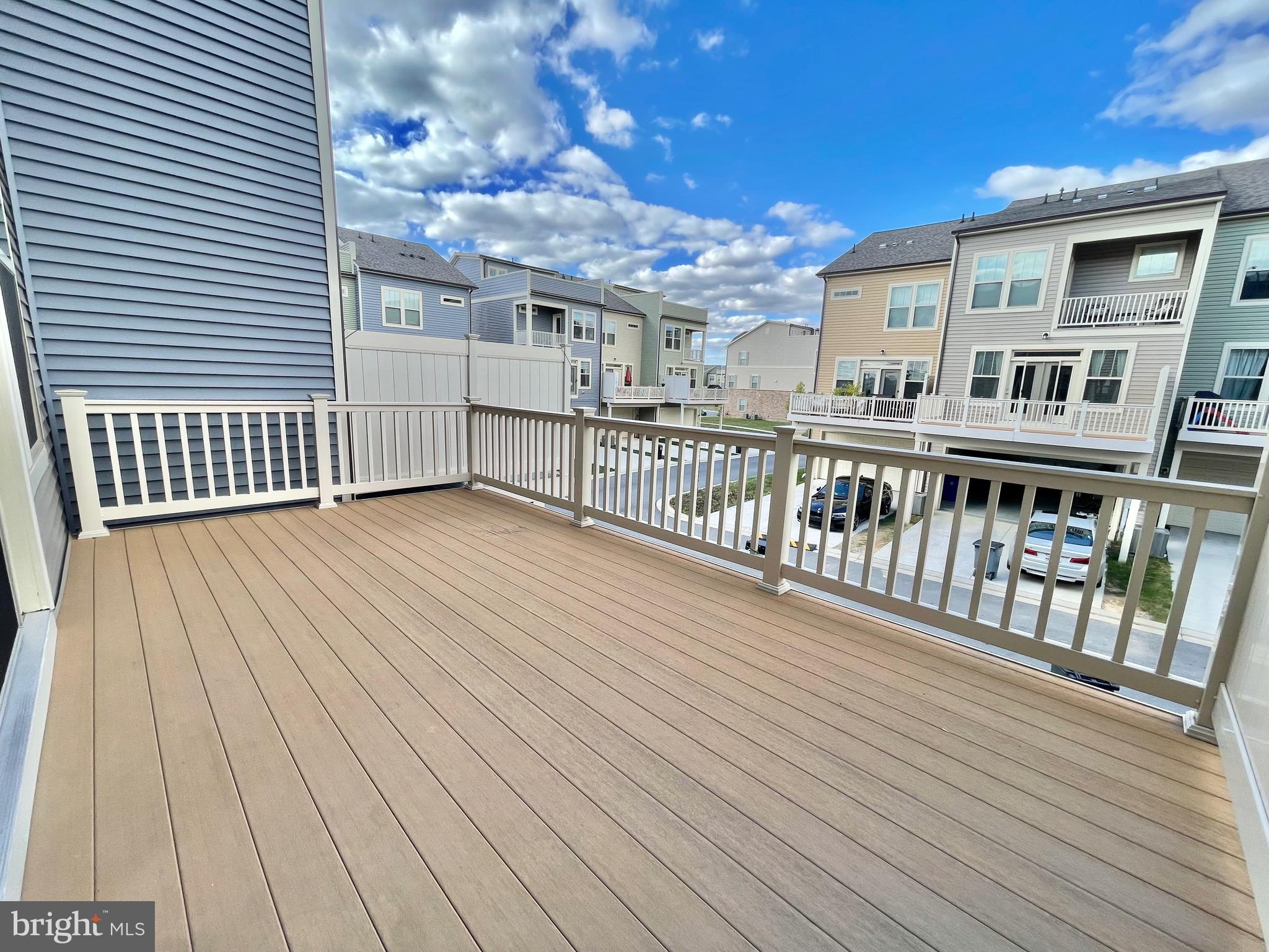 VILLAGES OF URBANA - Residential Lease