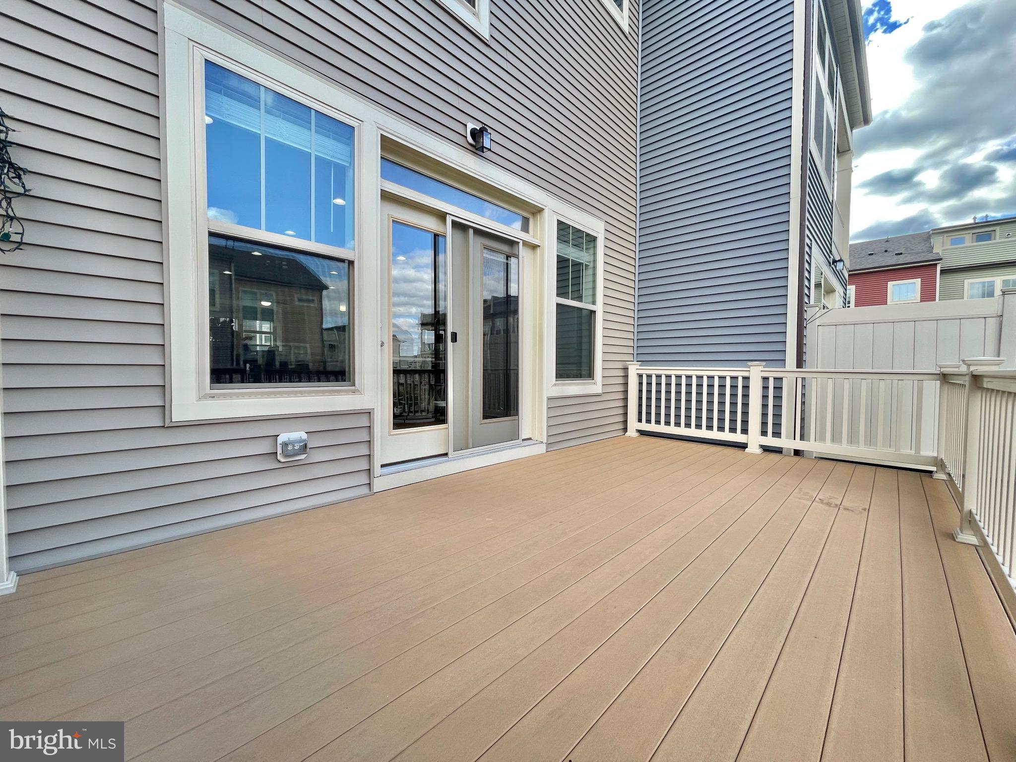 VILLAGES OF URBANA - Residential Lease