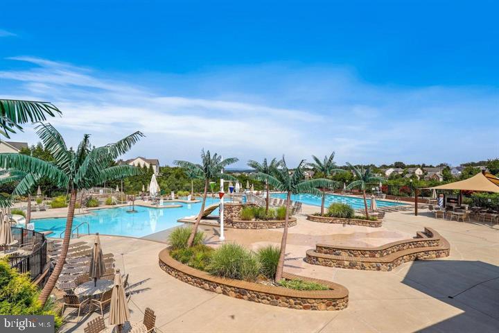 VILLAGES OF URBANA - Residential Lease