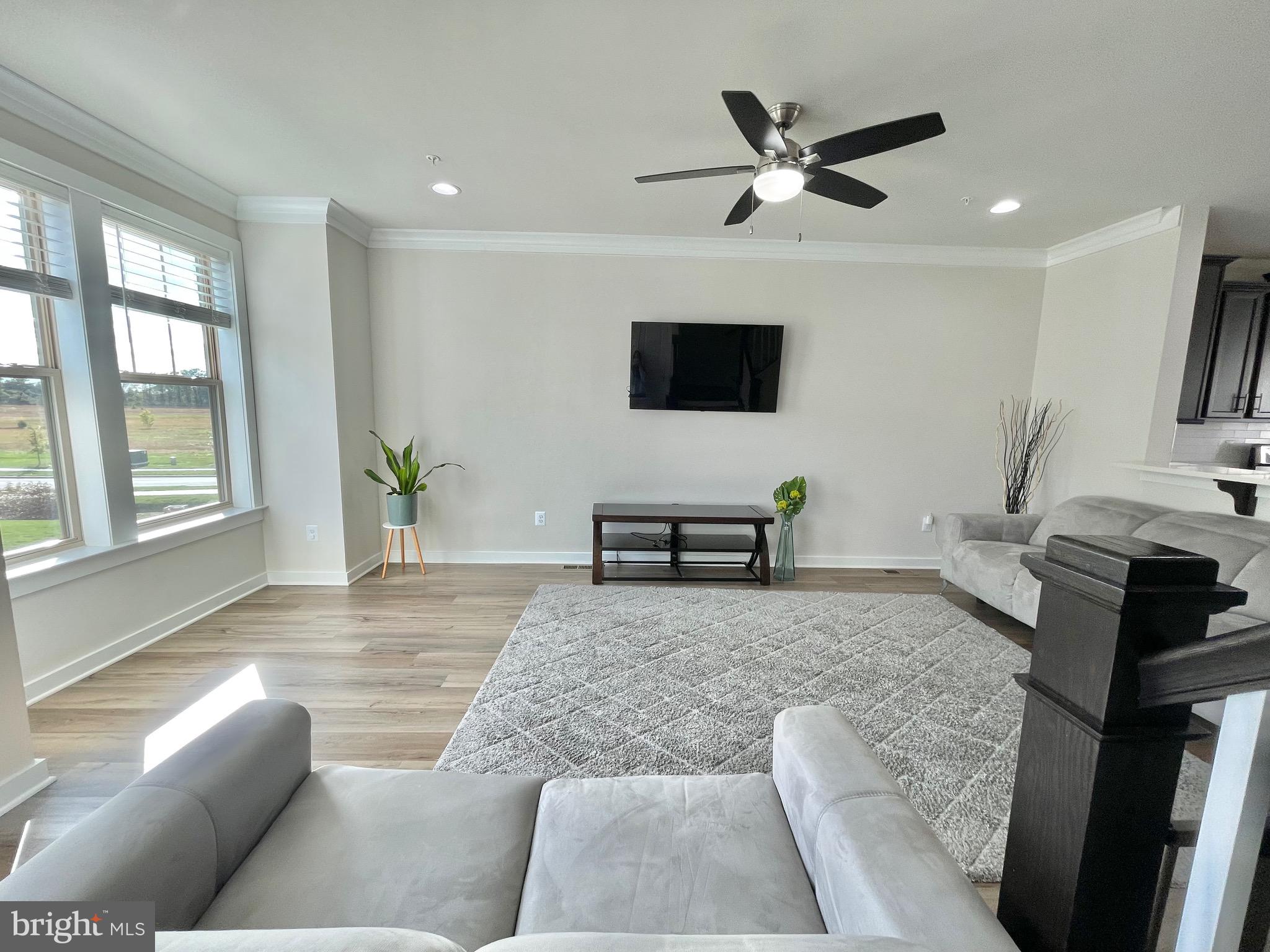 VILLAGES OF URBANA - Residential Lease