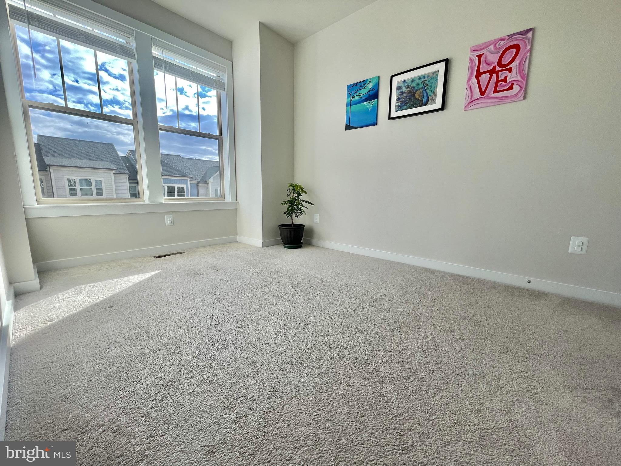 VILLAGES OF URBANA - Residential Lease