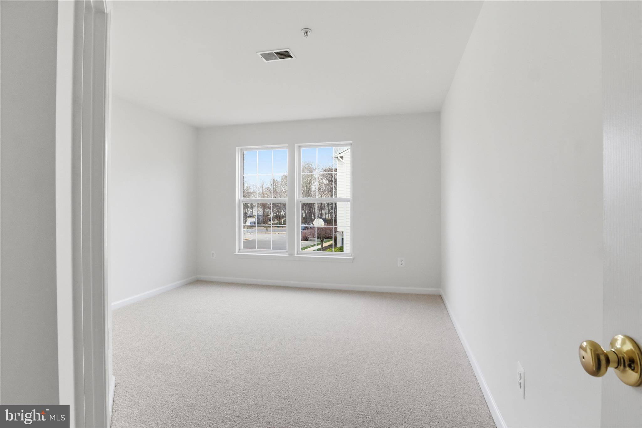 SOUTH MEADOWS - Residential