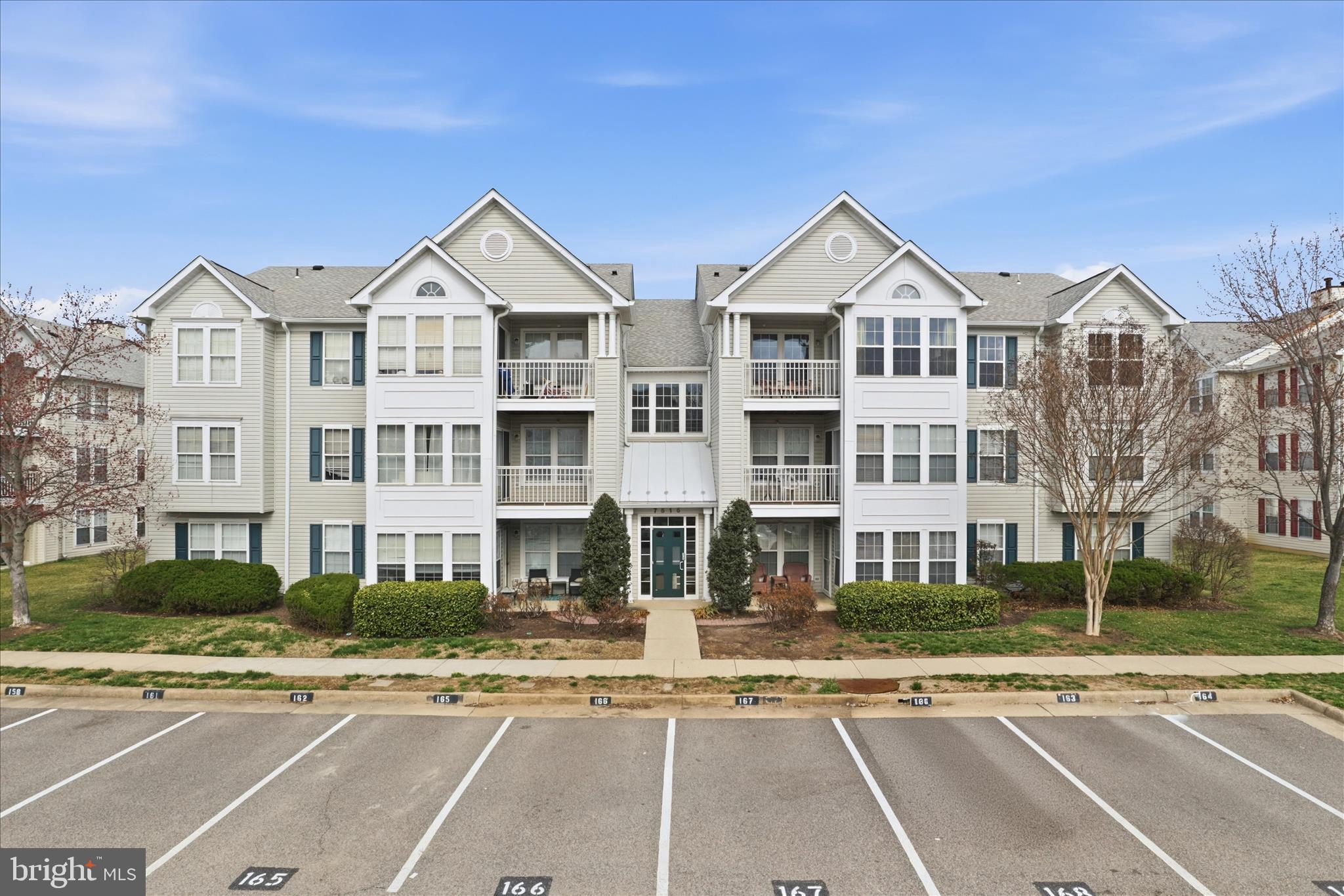 SOUTH MEADOWS - Residential