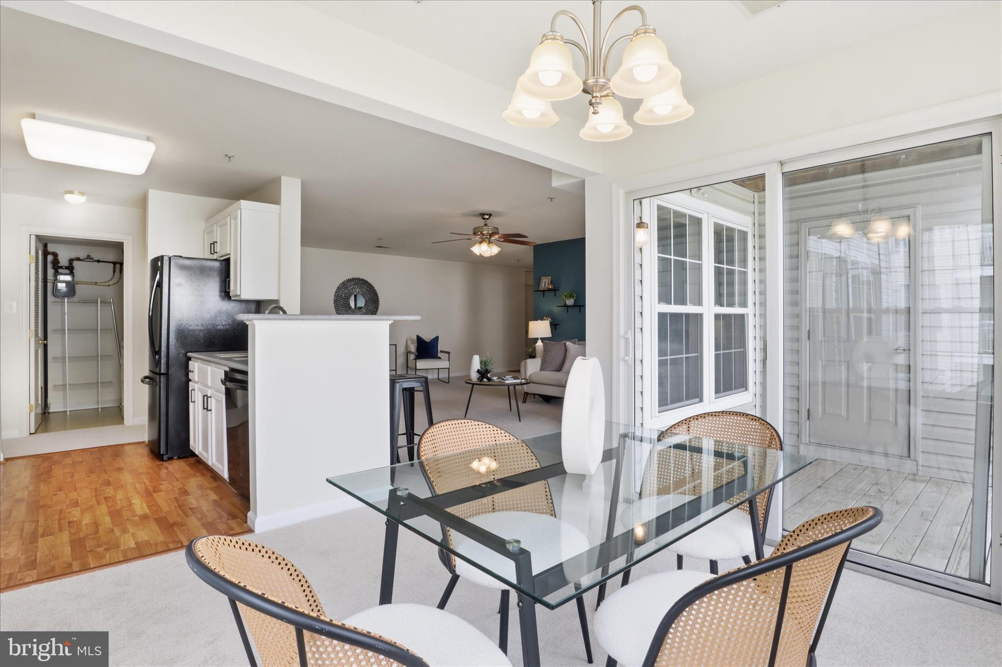 SOUTH MEADOWS - Residential