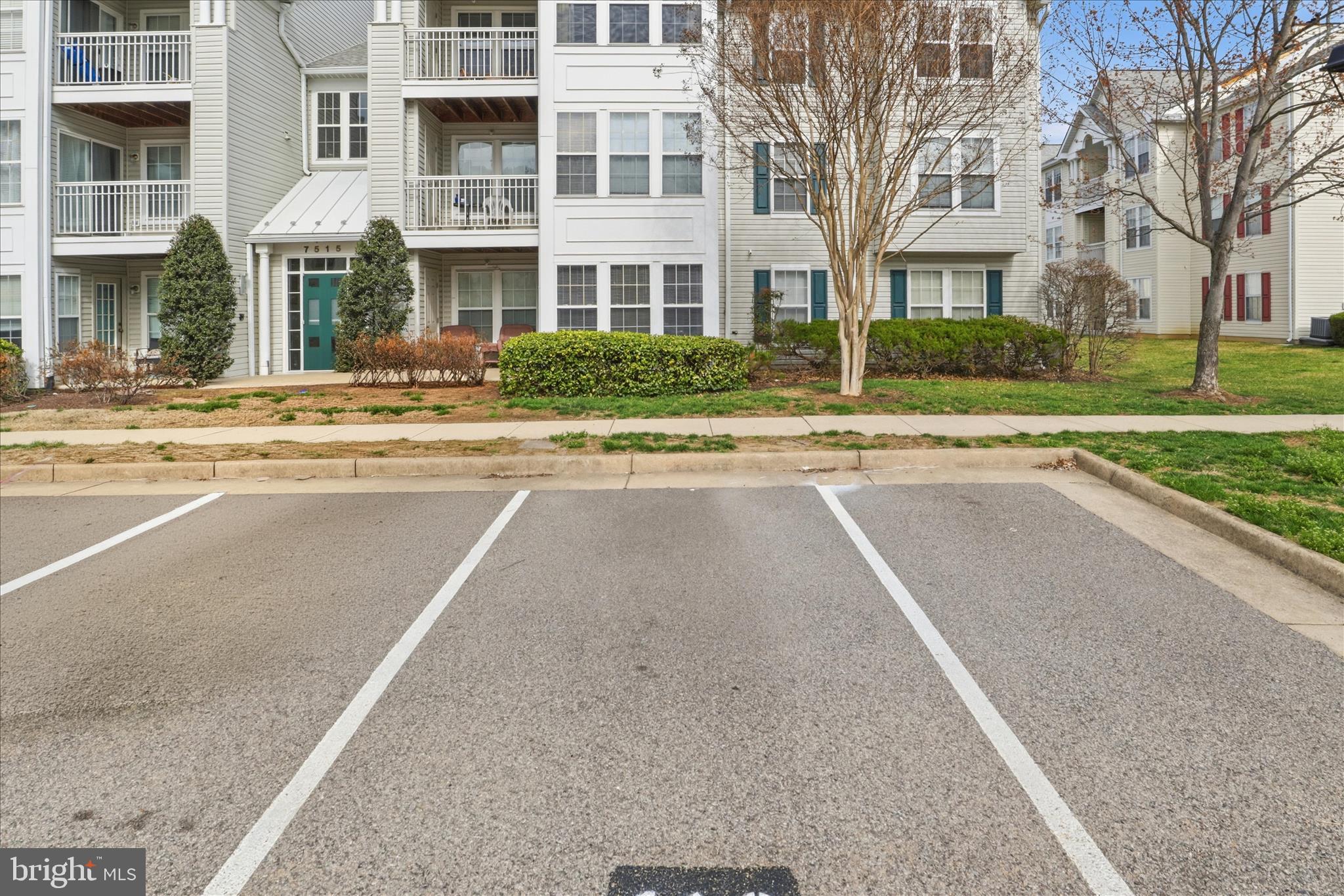 SOUTH MEADOWS - Residential