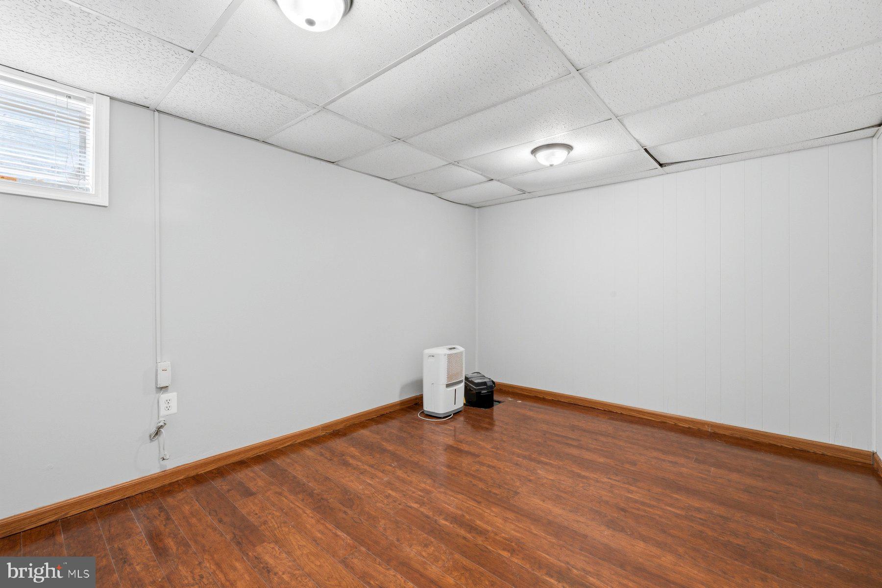 TOWNE CREST - Residential