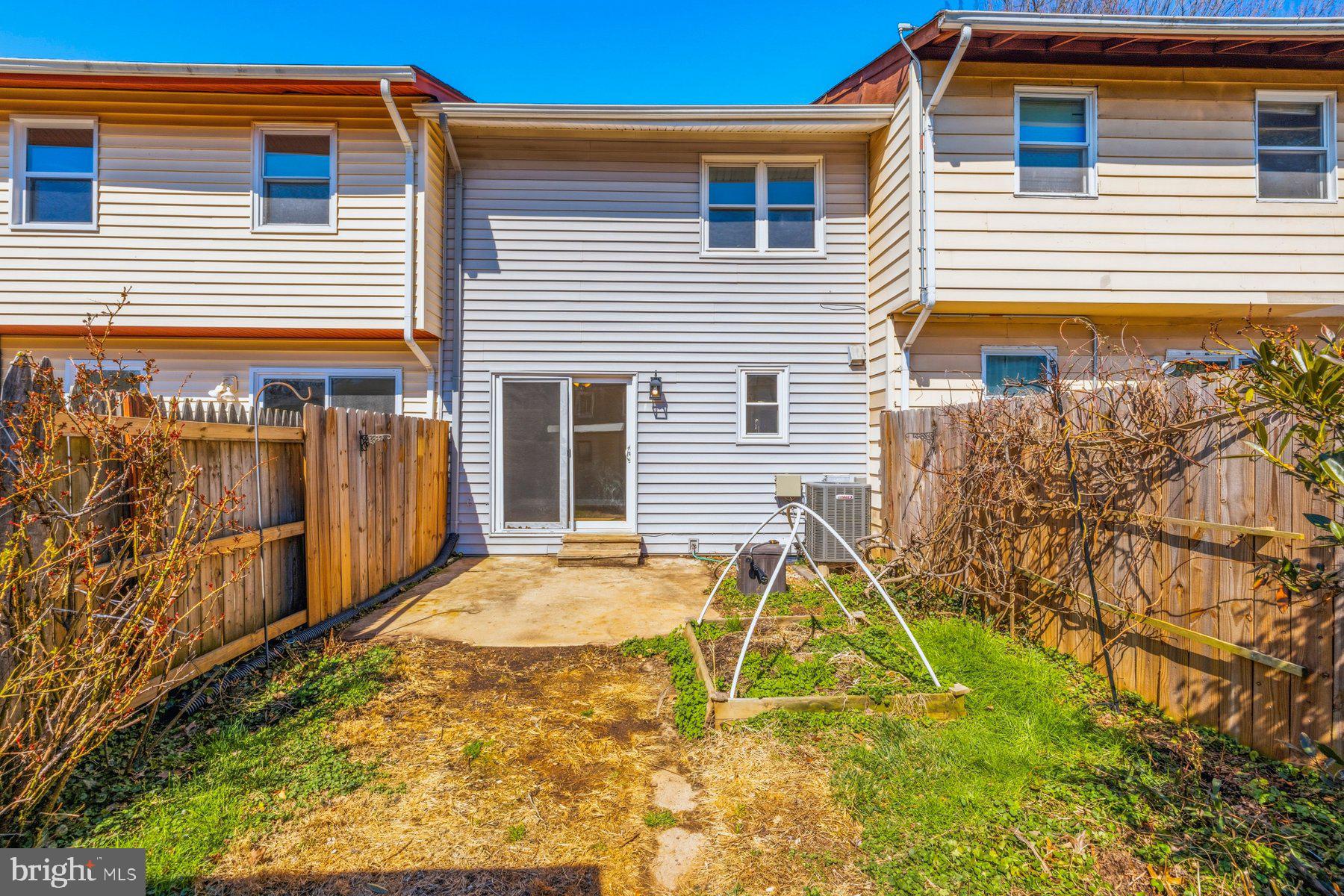 TOWNE CREST - Residential