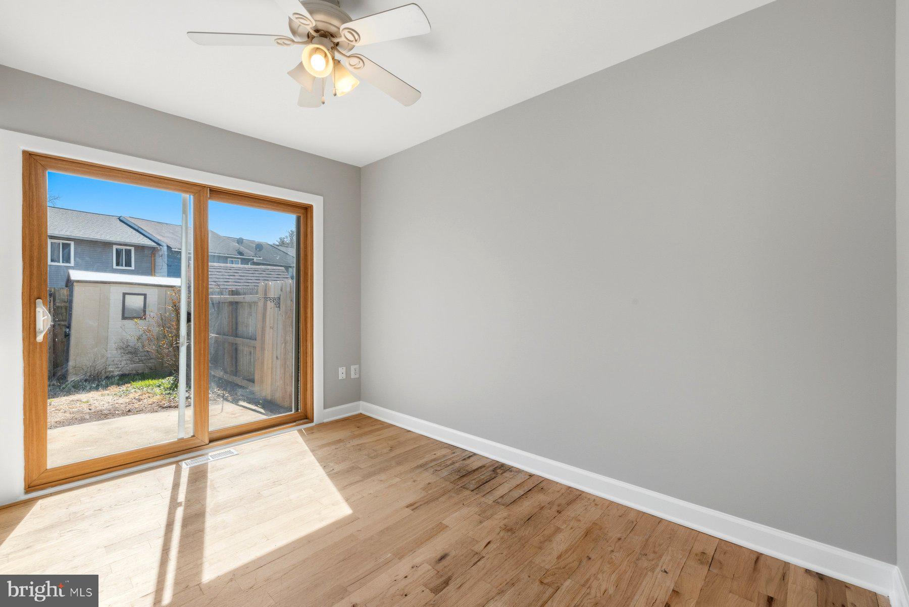 TOWNE CREST - Residential