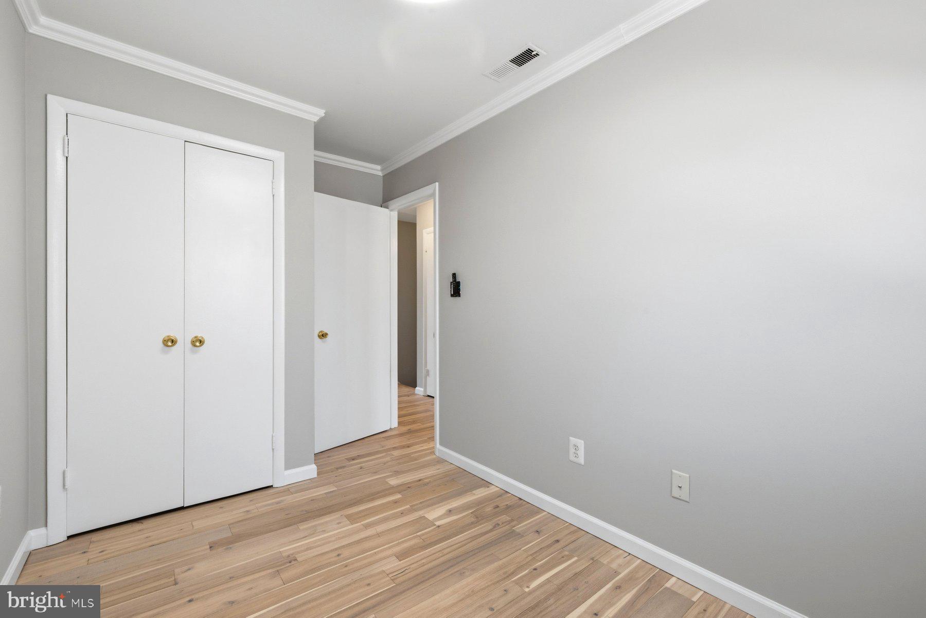 TOWNE CREST - Residential