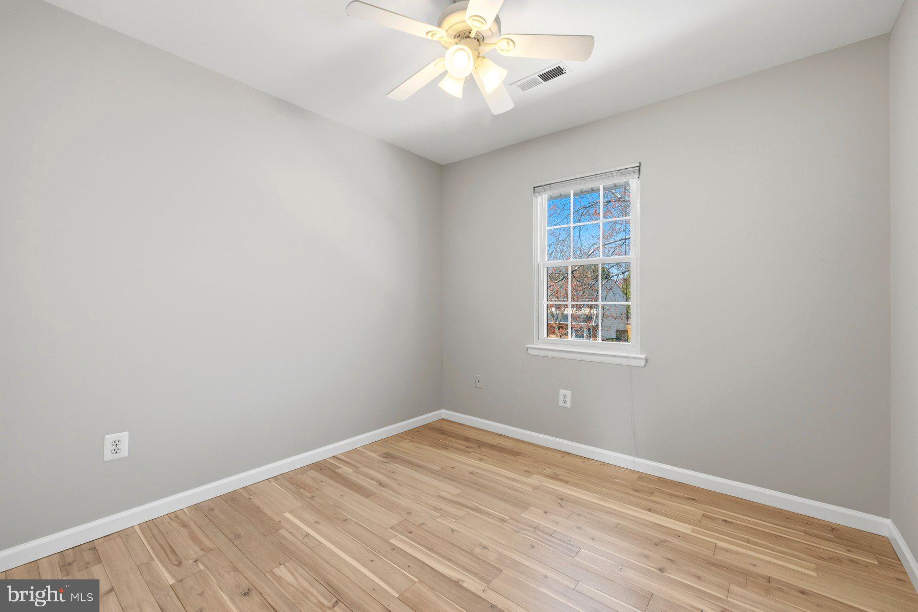 TOWNE CREST - Residential